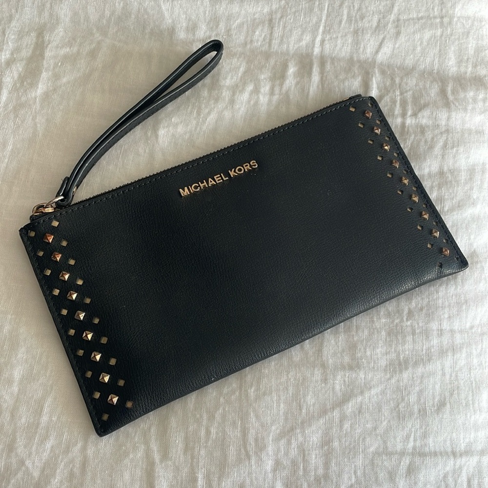 Michael Kors Wristlet